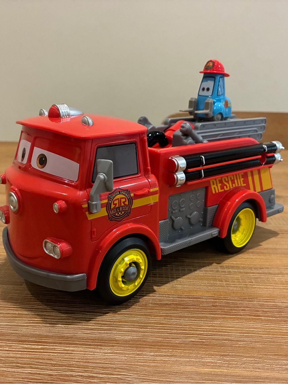 Lightening McQueen RED Rescue Fire Truck Toy